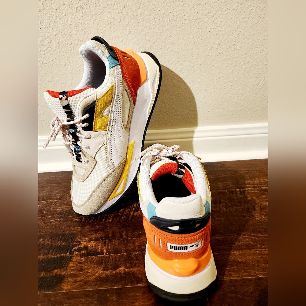 "Lightly USED" Puma Mirage - Pristine